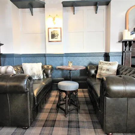 Summerfield Pub & Boutique Rooms-2